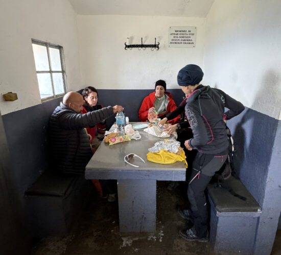 viaje aizkorri trekking senderismo IMG_1084