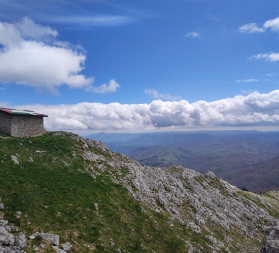 viaje aizkorri trekking senderismo IMG_20250418_133009 viaje aizkorri trekking senderismo